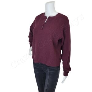 EUC Old Navy Raisin Arizona Plush Waffle Knit Henley Sweater Top, XS